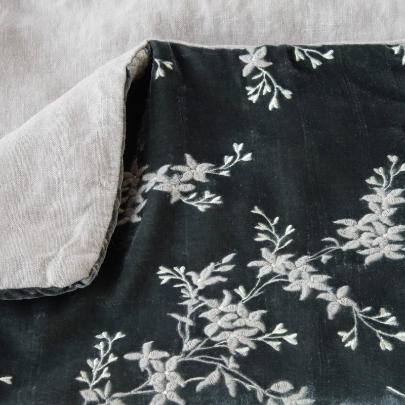Lynette | Blanket