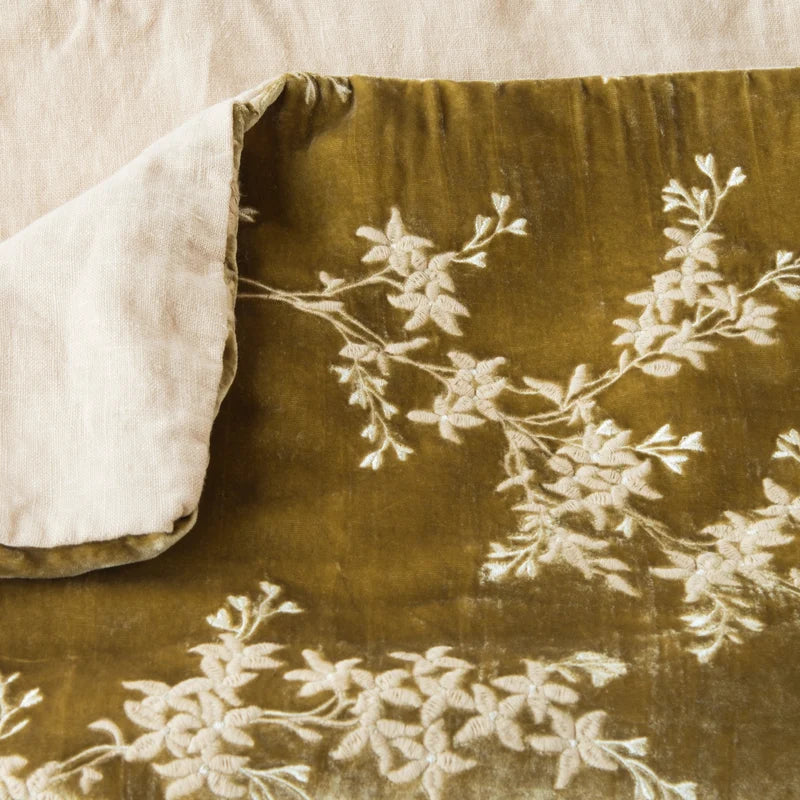Lynette | Blanket