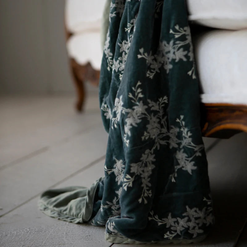 Lynette | Blanket