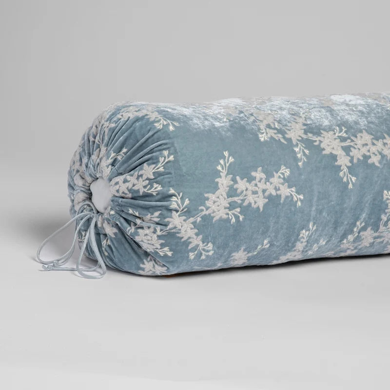 Lynette | Throw Pillow