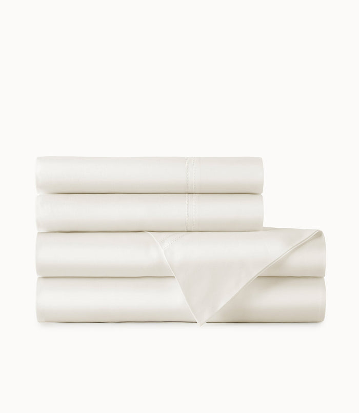 Photo of the Lyric | Sheet Set ensemble.