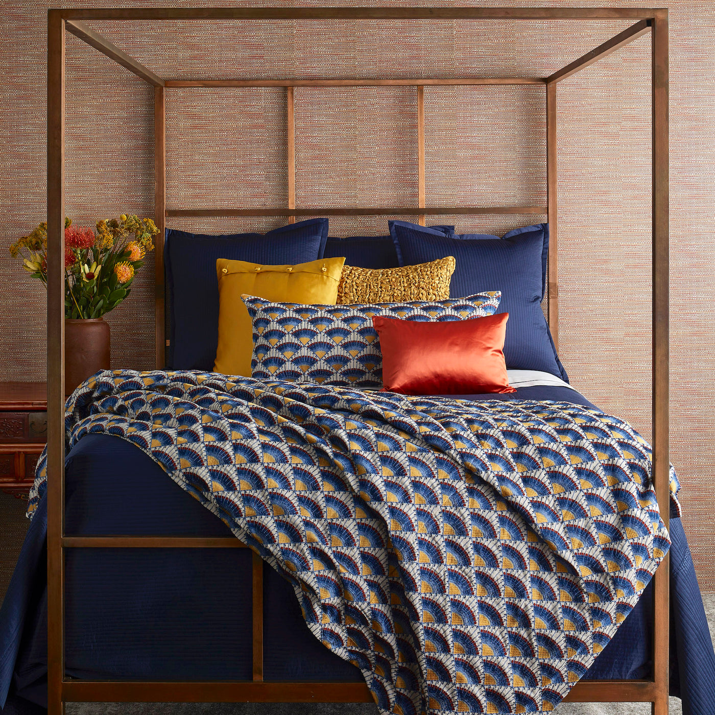 Maiolica | Throw
