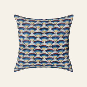 Photo of the Maiolica | Pillow ensemble.
