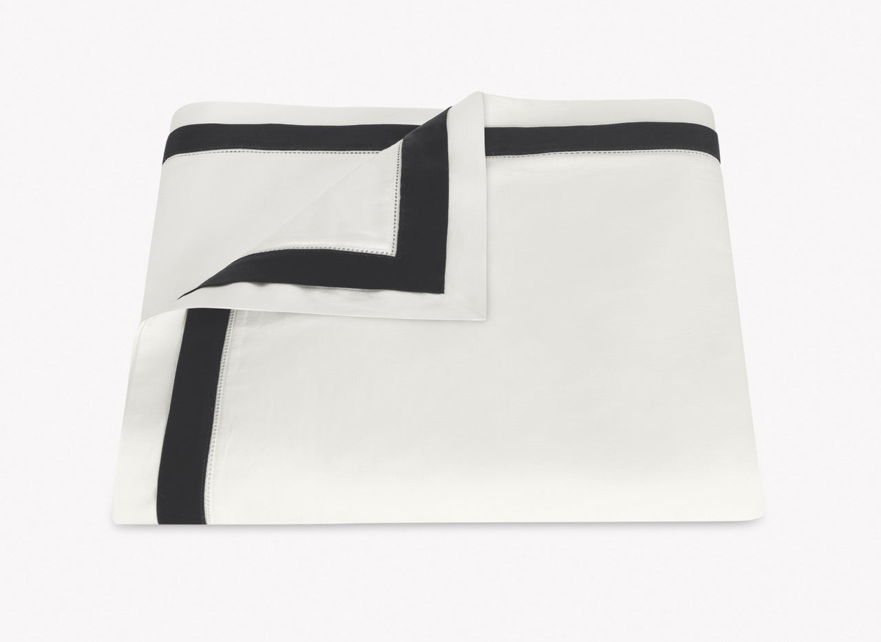 Image of Matouk Ambrose duvet in color boneblack.