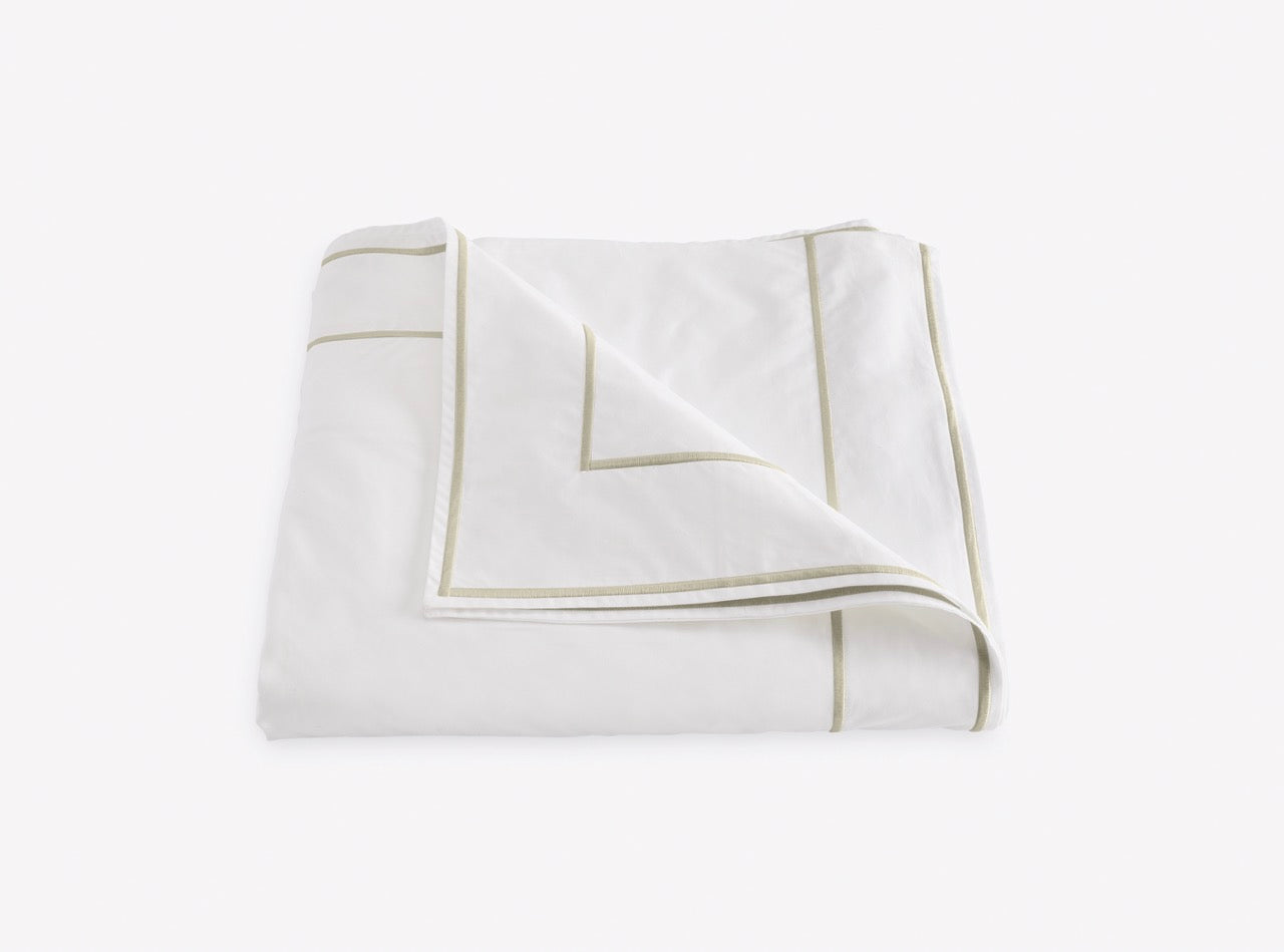 Image of Matouk Ansonia duvet in color almond.