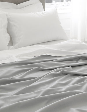Photo of the Dream Modal | Blanket ensemble.