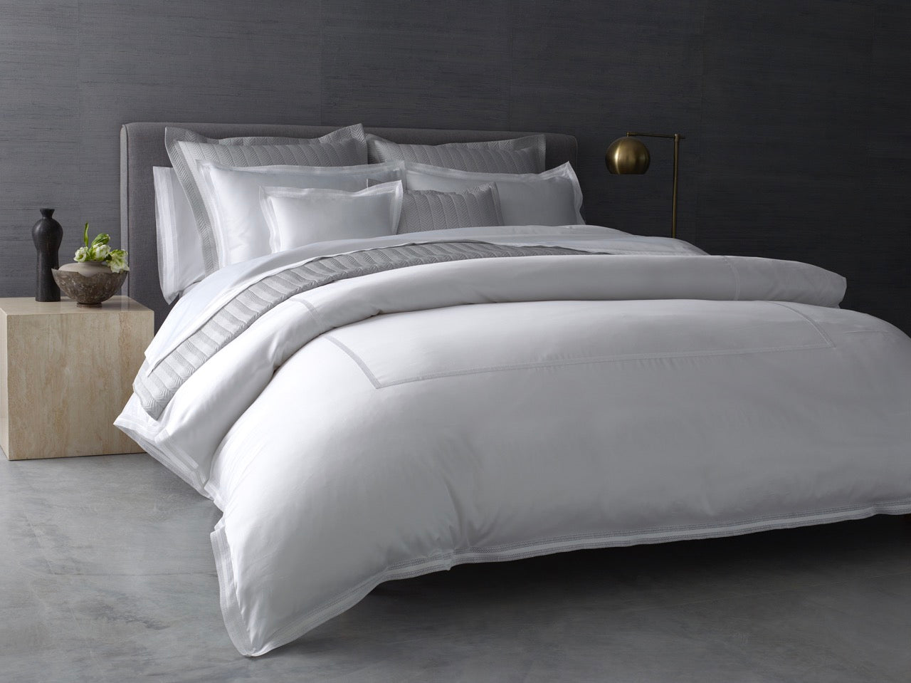 Image of Matouk Grace bedding.