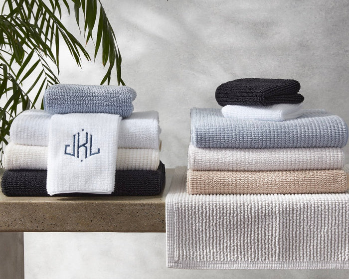 Photo of the Francisco | Bath Sheet ensemble.