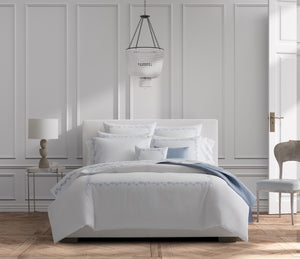 Photo of the Feather | Duvet Cover ensemble.