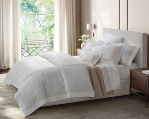 Photo of the Gordian Knot | Duvet Cover ensemble.