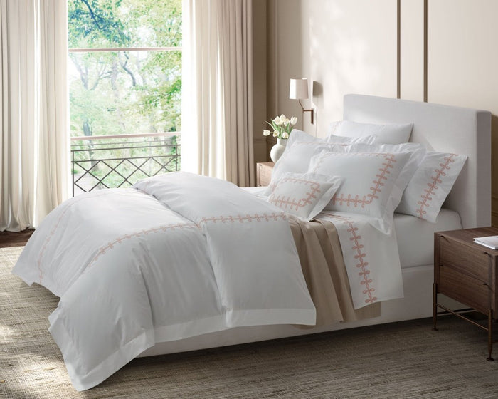 Photo of the Gordian Knot | Duvet Cover ensemble.