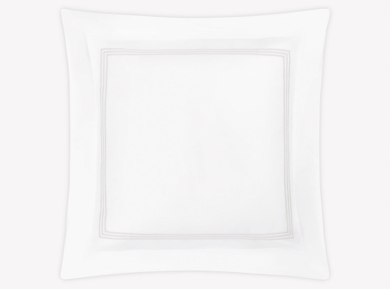 Image of Matouk Bel Tempo euro sham in color white.