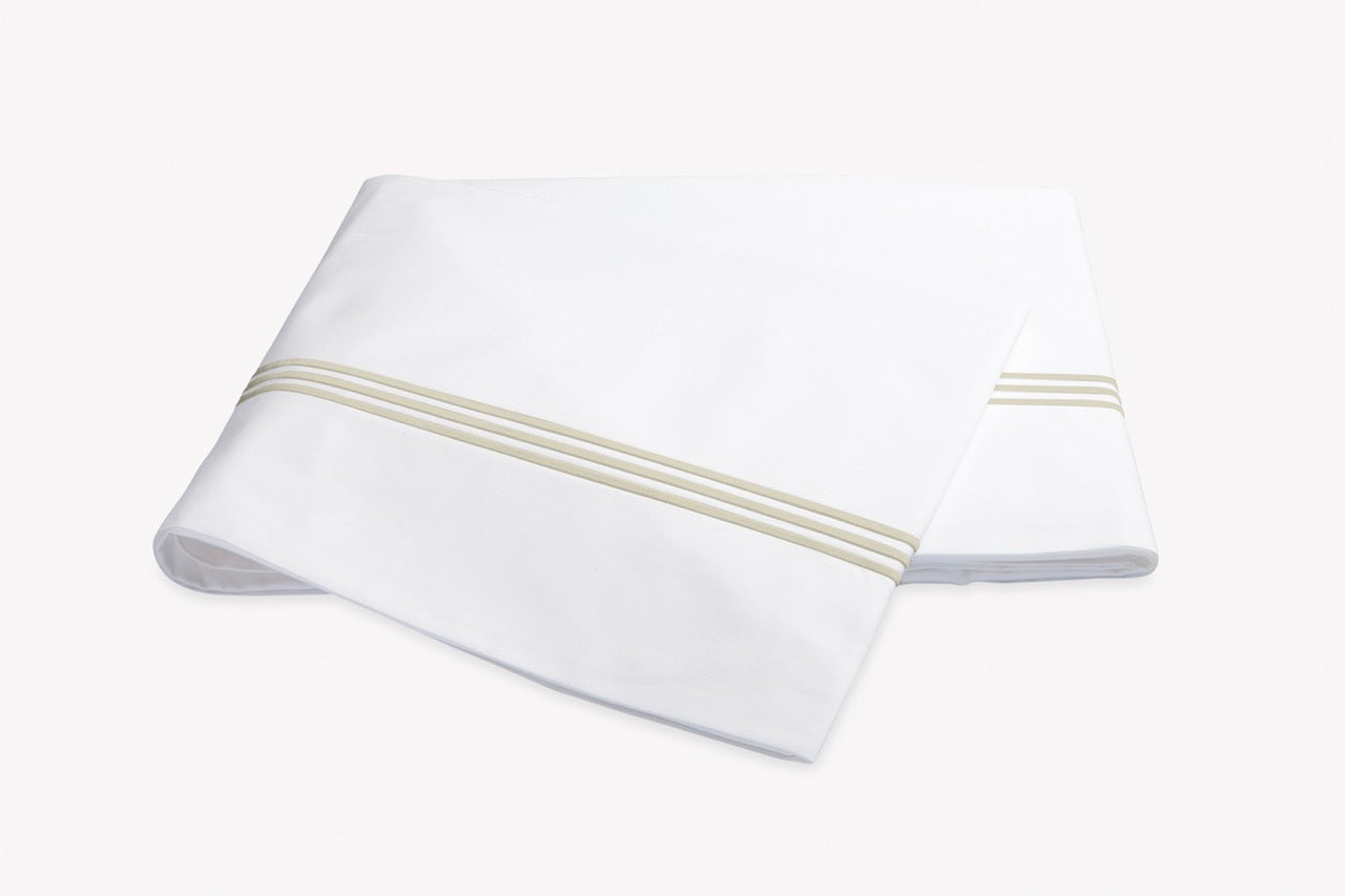 Image of Matouk Bel Tempo flat sheet in color almond.