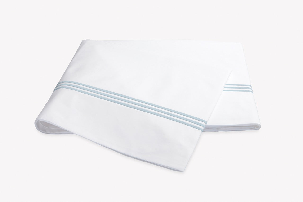 Image of Matouk Bel Tempo flat sheet in color blue.