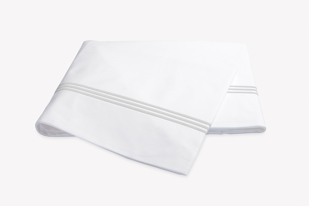 Image of Matouk Bel Tempo flat sheet in color silver.