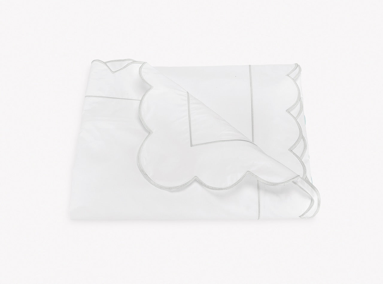 Image of Matouk Butterfield duvet in color silver.