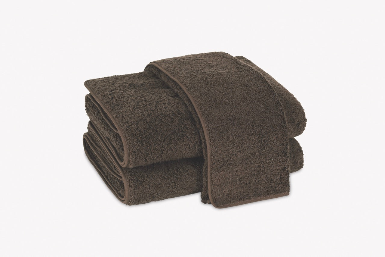 Image of Matouk Cairo towels in color sable.