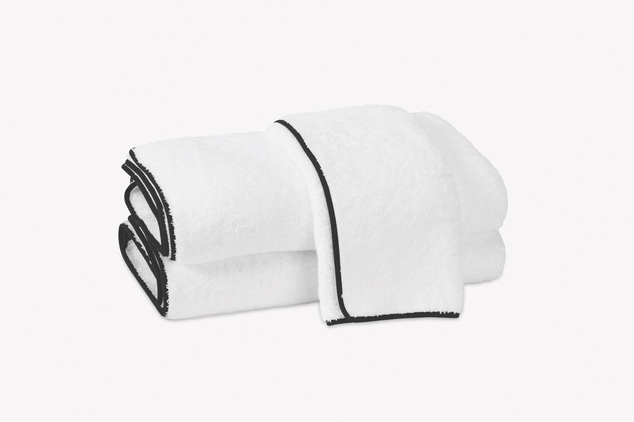 Image of Matouk Cairo towels in color white black.