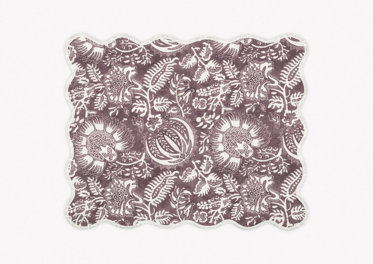 Image of Matouk Granada placemat in color thistle.