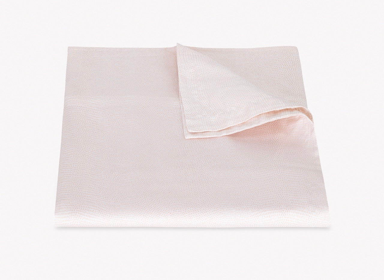 Image of Matouk Jasper duvet in color pink.