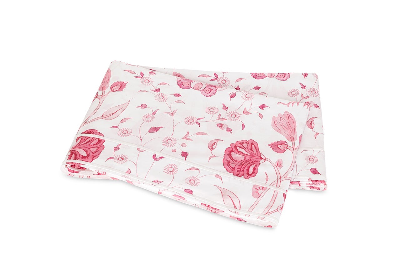 Image of Matouk Khilana flat sheet in color peony.