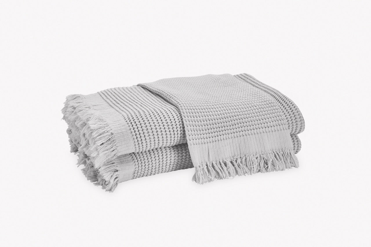 Image of Matouk Kiran towels in color silver.