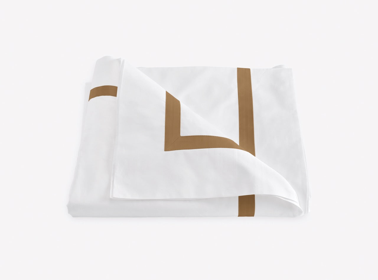 Image of Matouk Lowell duvet in color bronze.