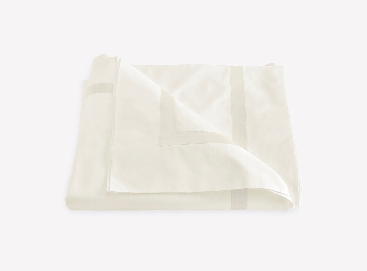 Image of Matouk Lowell duvet in color ivory ivory.