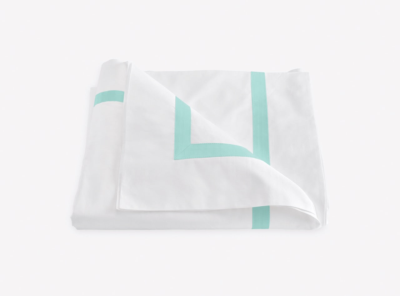 Image of Matouk Lowell duvet in color lagoon.