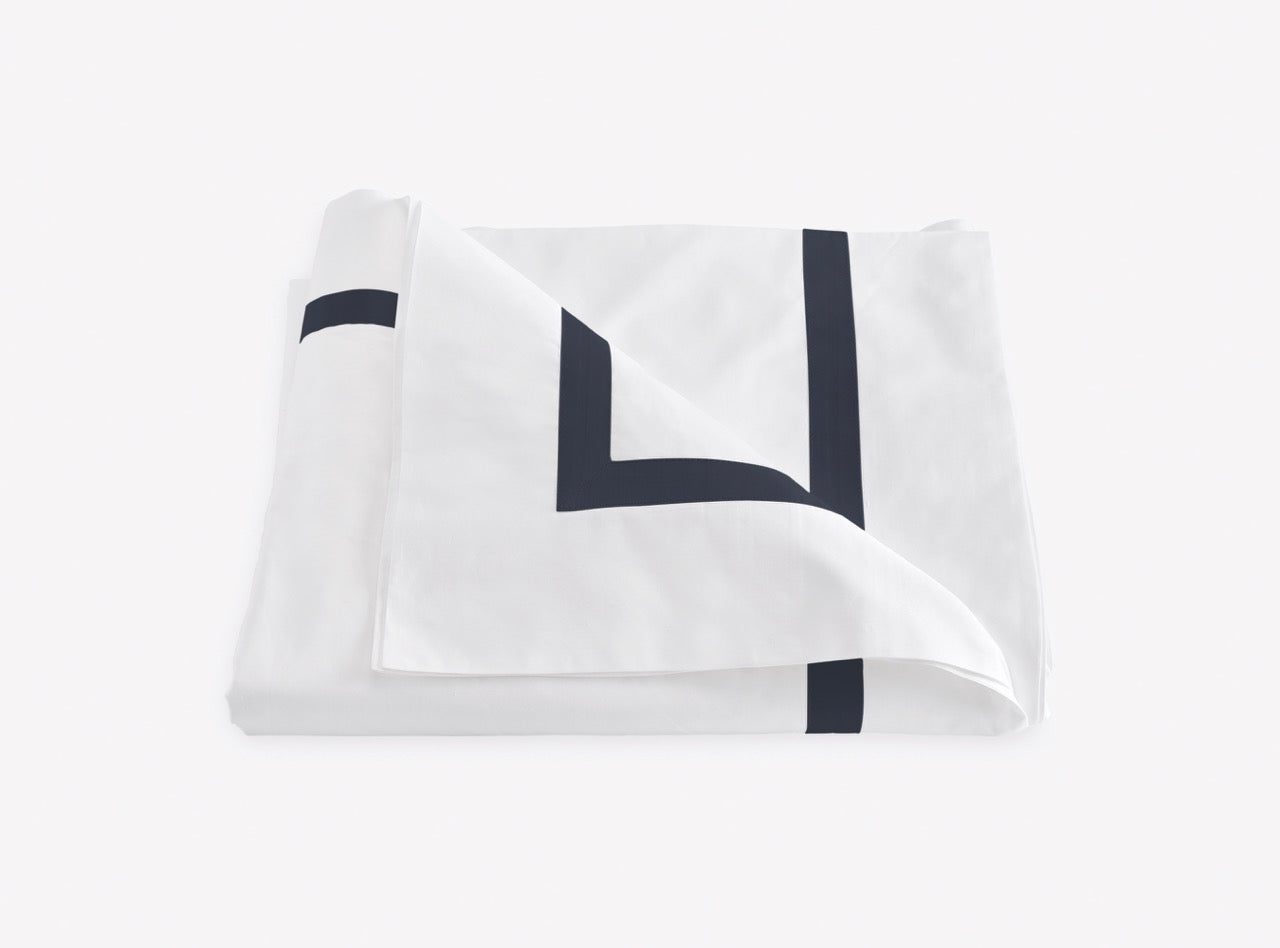 Image of Matouk Lowell duvet in color navy.