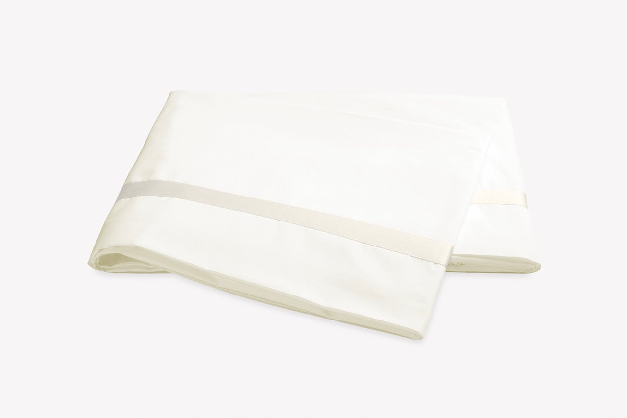 Image of Matouk Lowell flat sheet in color ivory ivory.