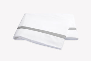 Photo of the Lowell | Flat Sheet ensemble.