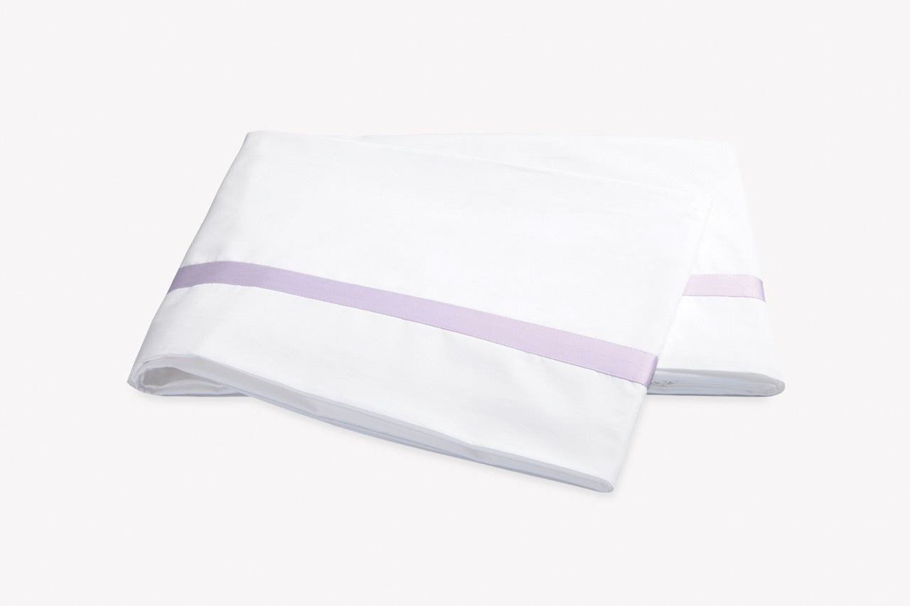 Image of Matouk Lowell flat sheet in color violet.