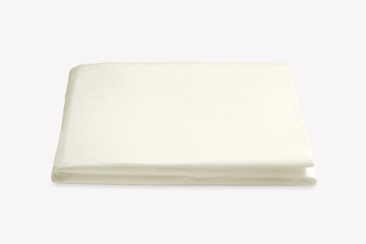 Image of Matouk Luca fitted sheet in color ivory.