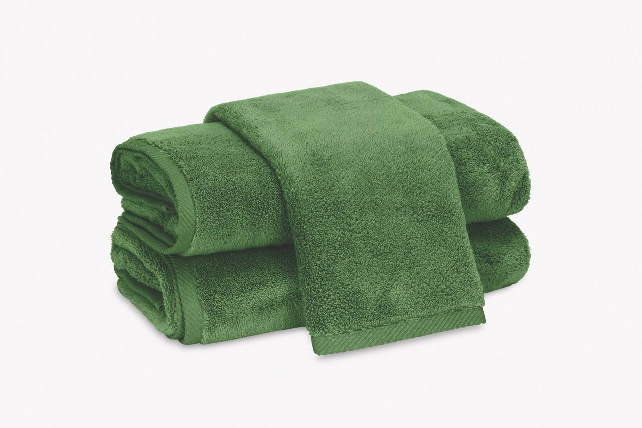 Image of Matouk Milagro towels in color grass new.