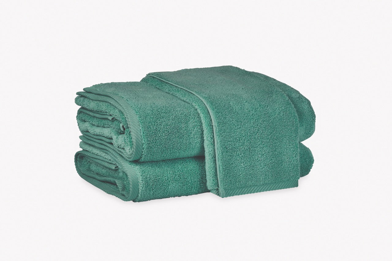 Image of Matouk Milagro towels in color jade.