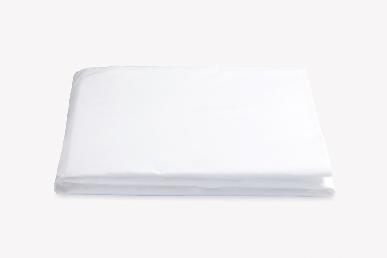 Image of Matouk Milano fitted sheet in color white.