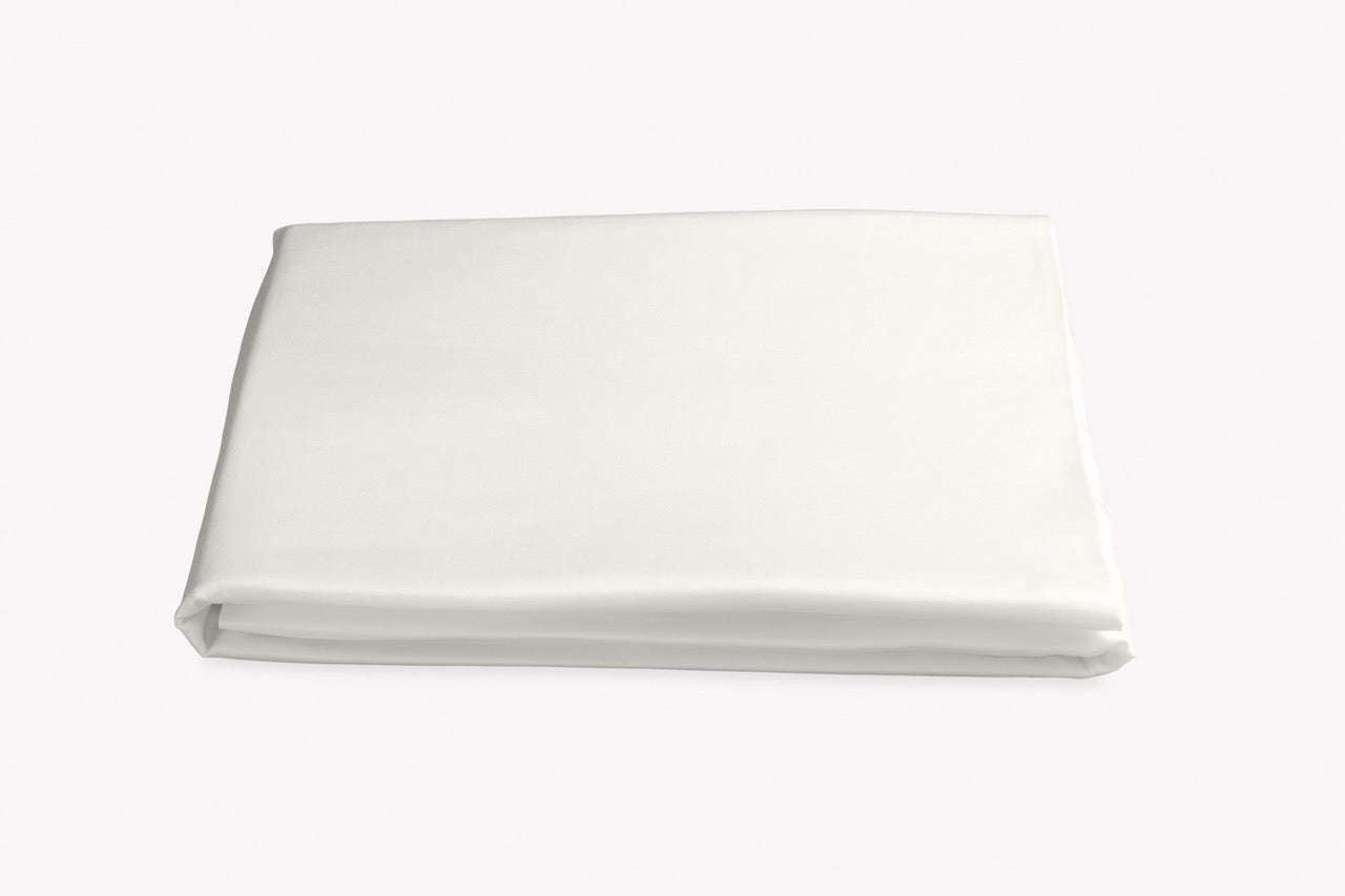 Image of Matouk Nocturne fitted sheet in color bone.