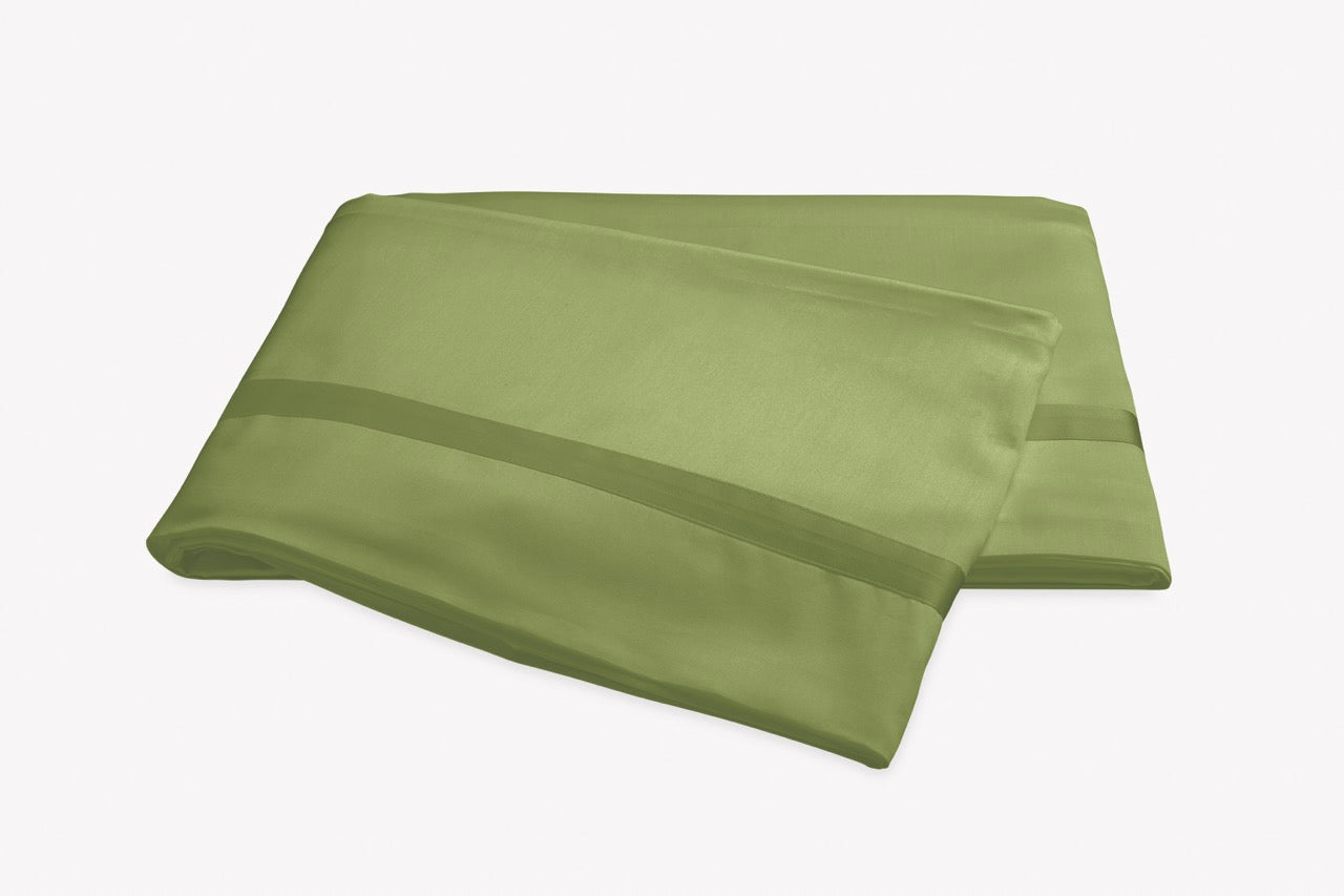 Image of Matouk Nocturne flat sheet in color grass.