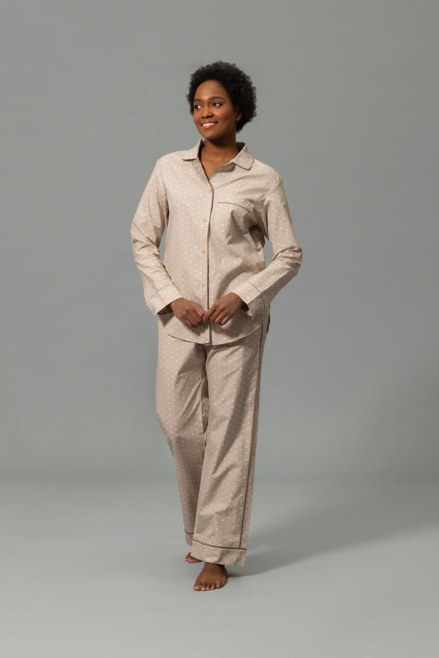 Image of Matouk Pajamas Luca Levi dune.