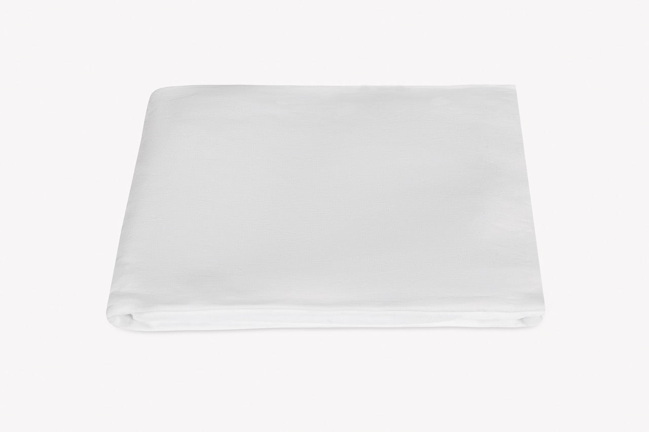 Image of Matouk Roman fitted sheet in color white.