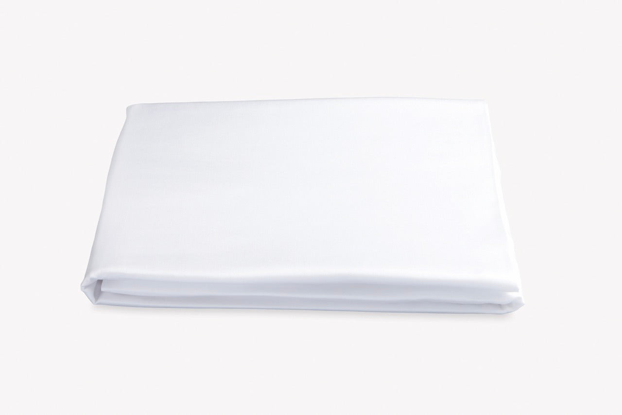 Image of Matouk Talita fitted sheet in color white.