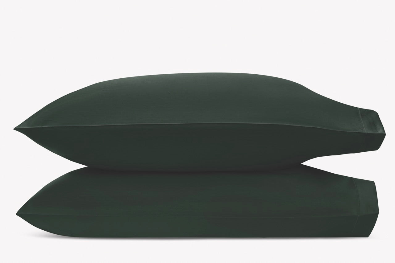 Image of Matouk Talita satin stitch case in color green.