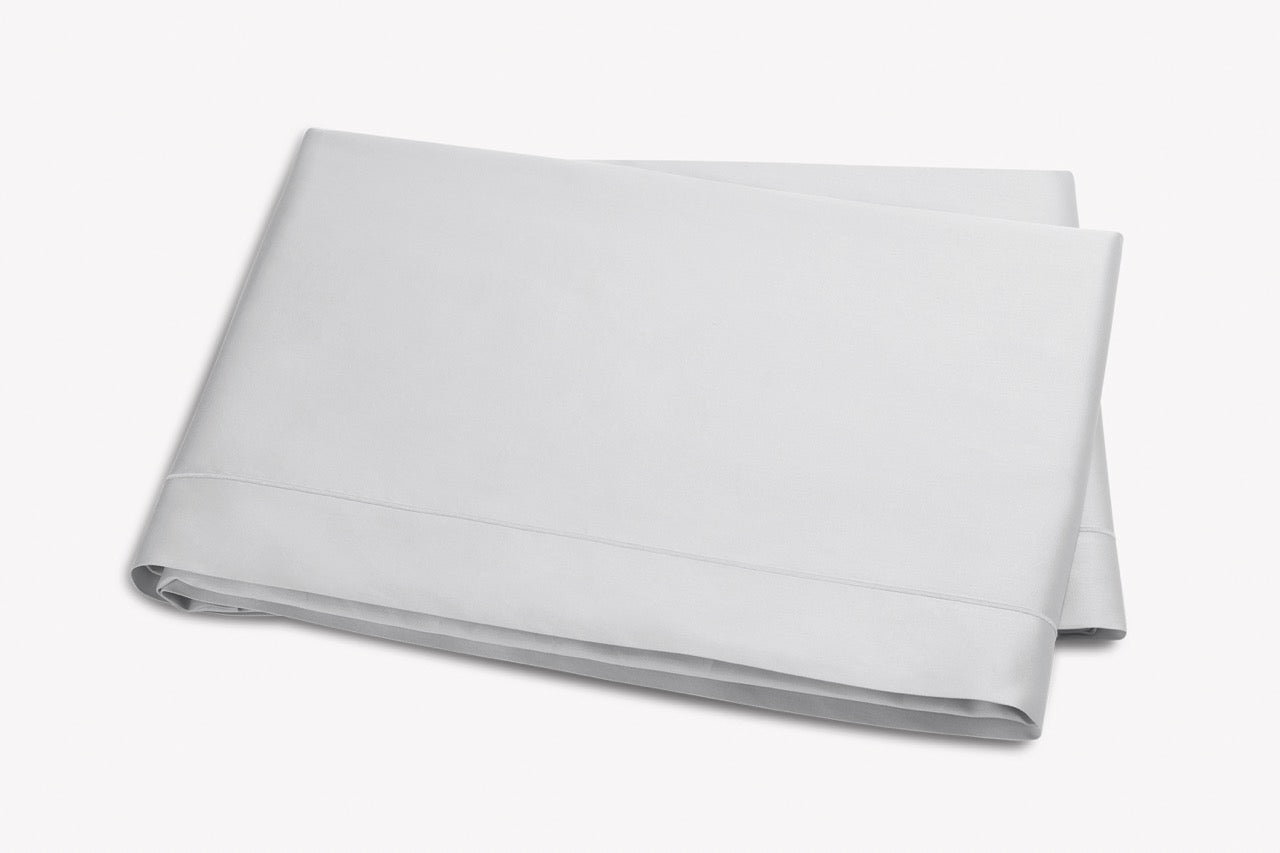 Image of Matouk Talita satin stitch flat sheet in color silver.