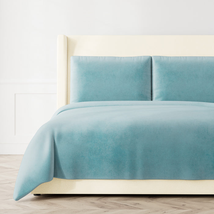 Photo of the Modern Velvet | Coverlet ensemble.