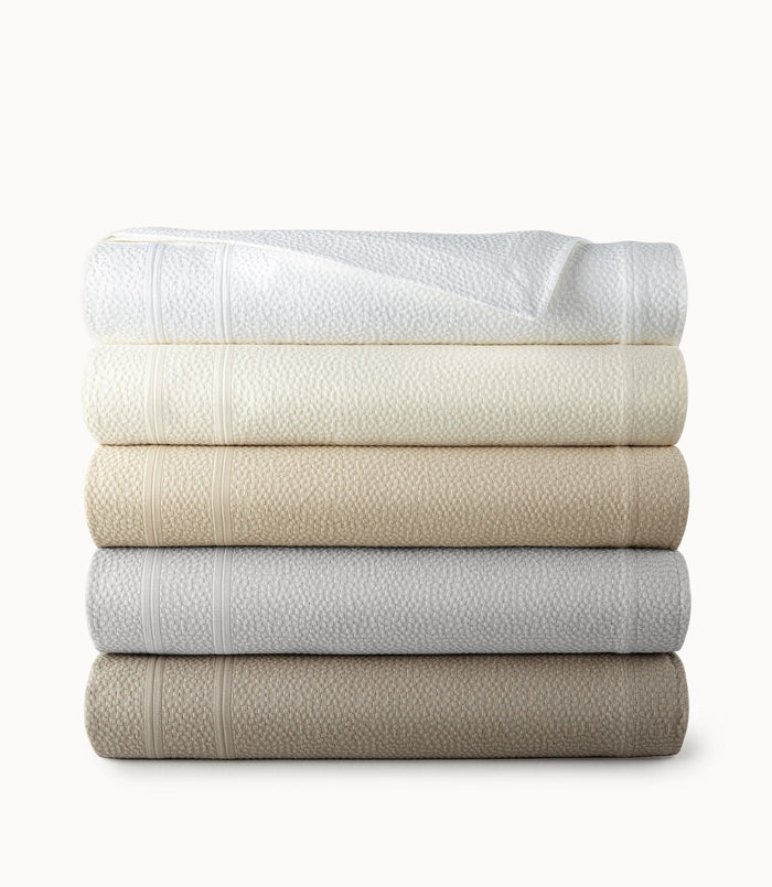 Photo of the Montauk | Coverlet ensemble.