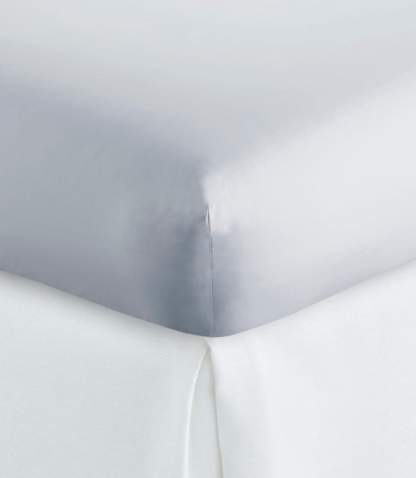 Photo of the Nile | Fitted Sheet ensemble.