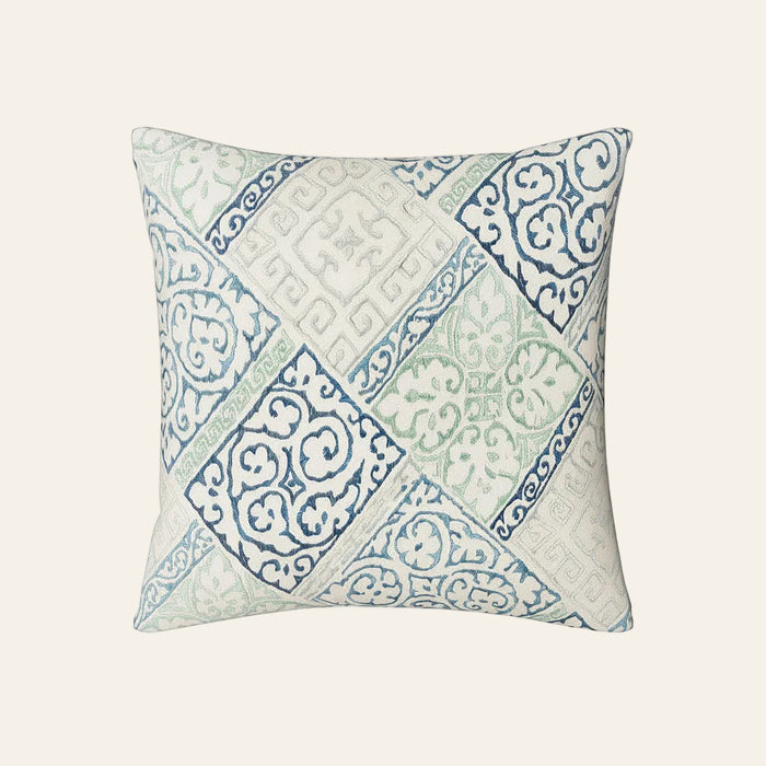 Photo of the Oporto | Pillow ensemble.