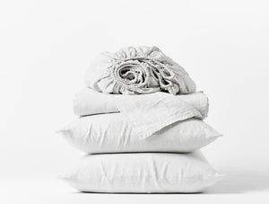Photo of the Relaxed Linen | Sheet Set ensemble.
