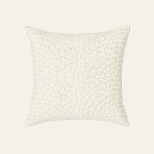 Photo of the Ornament | Pillow ensemble.